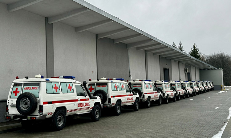 UAE-ambulances-to-Ukraine-750x450