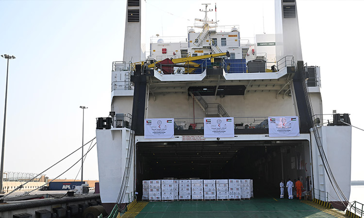 UAE-Gaza-aid-ship-at-Fujairah-port-750x450