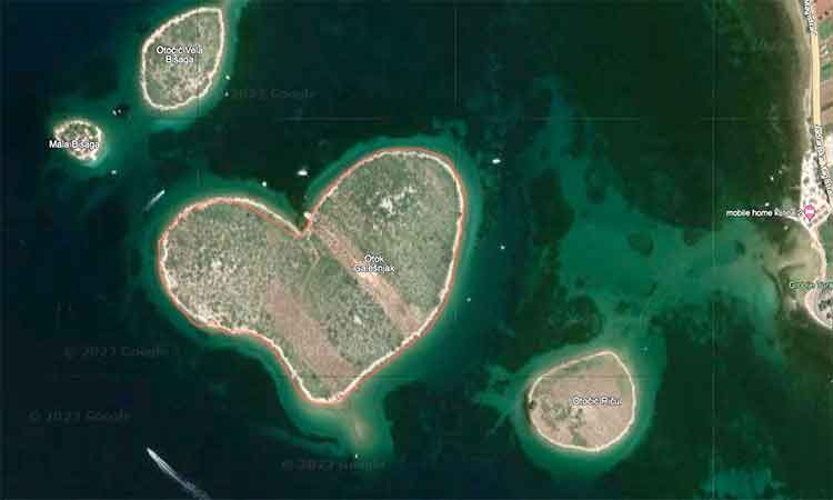 Heart-shaped-island-Feb13-main1-750