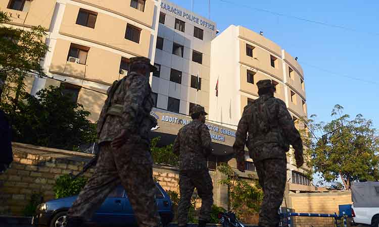Karachi-Police-headquarters-attack-main1-750