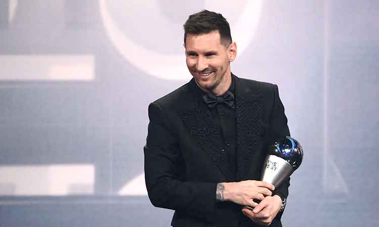 Lionel-Messi-FIFA-award-main1-750