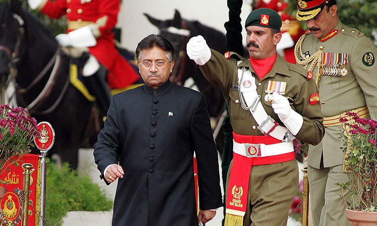 Musharraf-guard