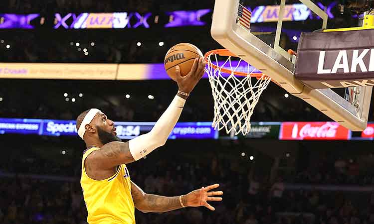LeBron-James-Lakers-Basketball-main1-750