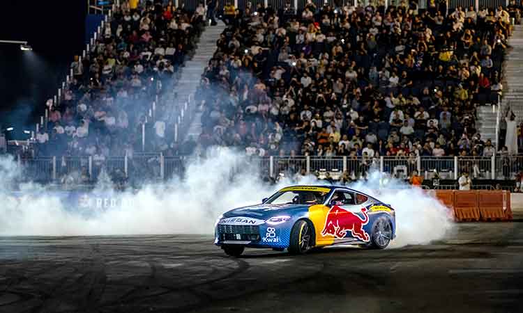 Red-Bull-Car-Park-Drift-750