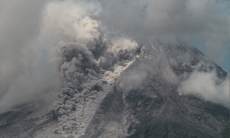 Merapi-volcano-750x450