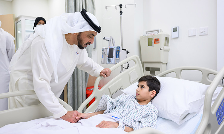 Hamdan-Bin-Zayed-at-hospital-750x450
