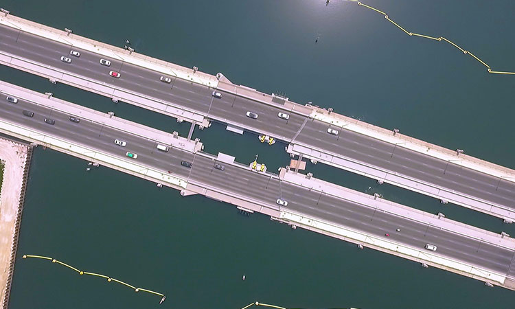 Floatingbride-Dubaibridge
