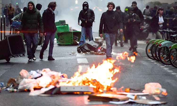 Paris-Protest-Apri15-main1-750