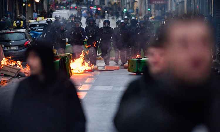Paris-Protest-Apri15-main2-750