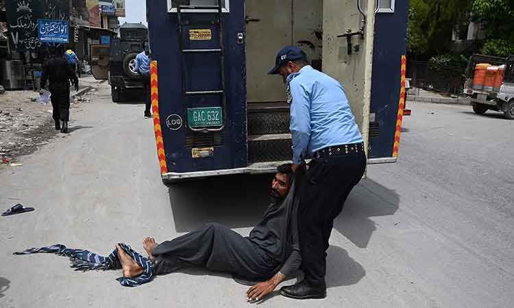 Pakistan-arrest-May11-main3-750