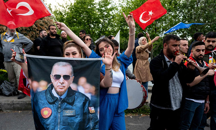 Erdogan-supporters-MAy14