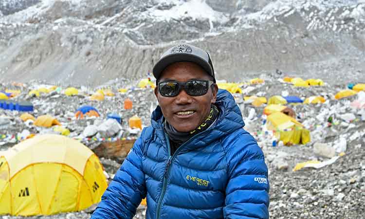 Everest-Kami-Rita-Sherpa-main1-750