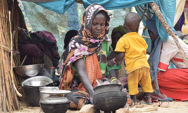 Sudan-conflict-people-flee-main3-750
