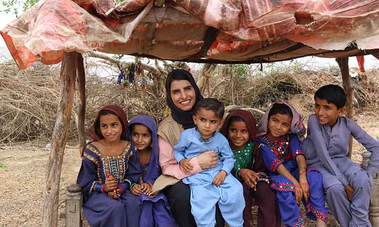 UAE-Pakistan-charity-main1-750