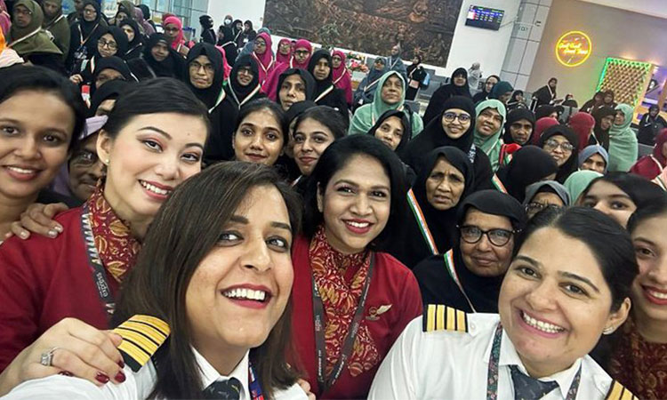 AirIndia-Womenflight
