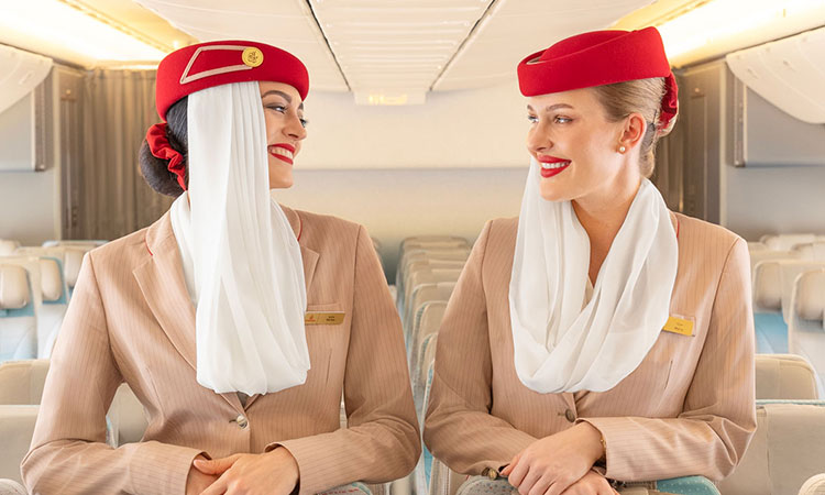EmiratesAirlines-Hosts