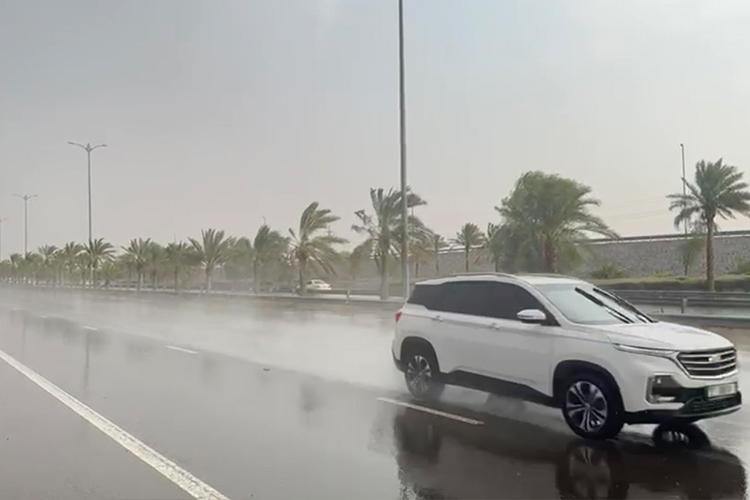 A videograb shows rain on Al Ain-Abu Dhabi Road. 