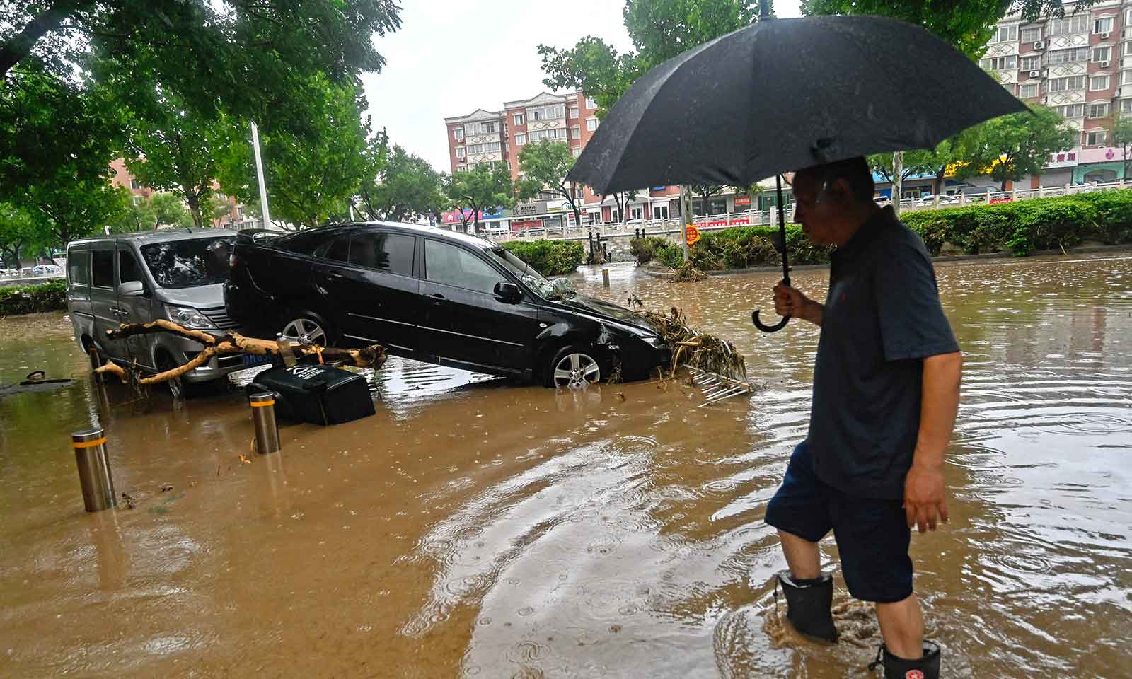 Beijing-rains-Aug9-main1-1600