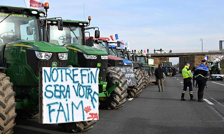 Tractors-Protest