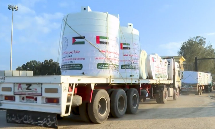 UAE-aid-Trucks-enter-Gaza-750x450