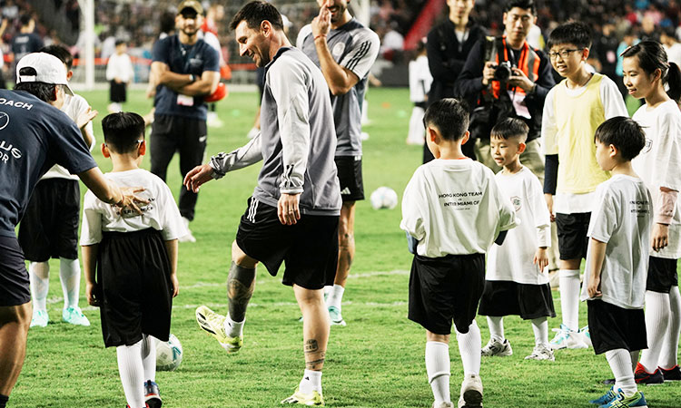 Messi-HongKong-children