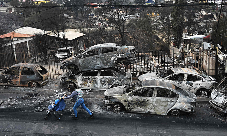 Chile-fire-deaths-Feb5-main3-750
