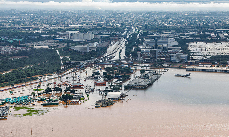 Brazil-flood-May6-main2-750
