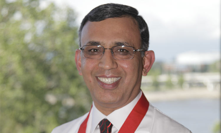 Dr Omar Atiq