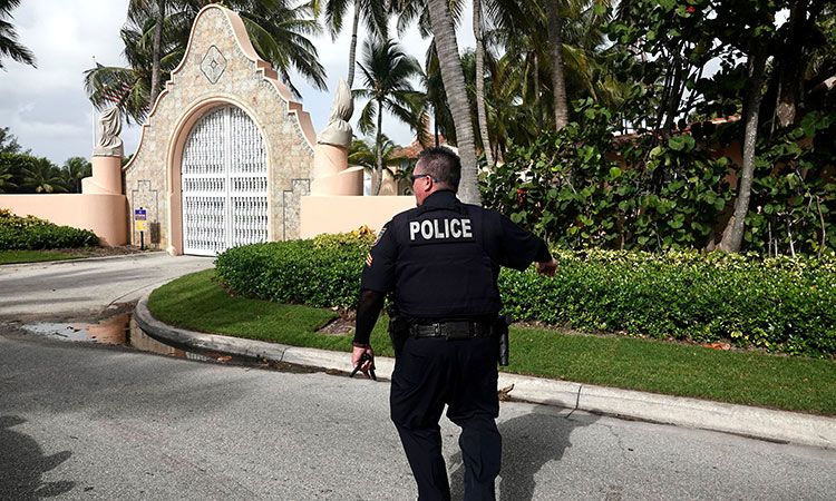 Police outside of Mar-a-Lago in West Palm Beach, Florida, the day after the FBI searched Donald Trump’s estate. TNS