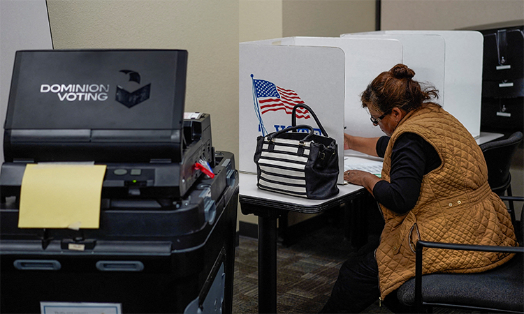 A woman casts her vote during early voting for the midterm elections in Las Cruces, New Mexico. File/Reuters