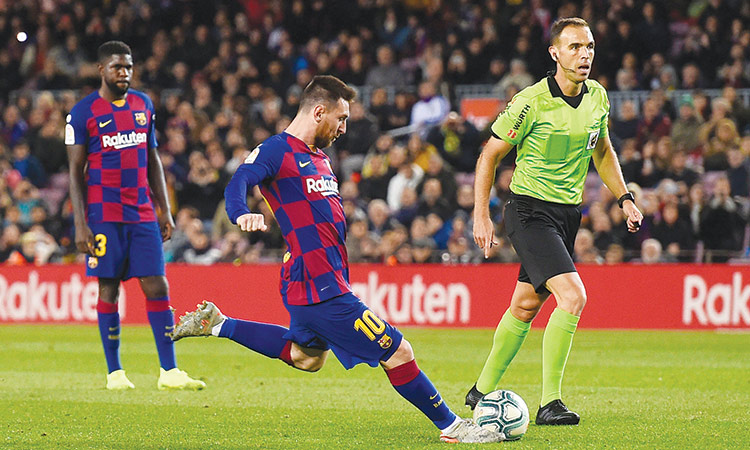Messi hits hat-trick as Barca thrash Celta; Atletico defeat Espanyol