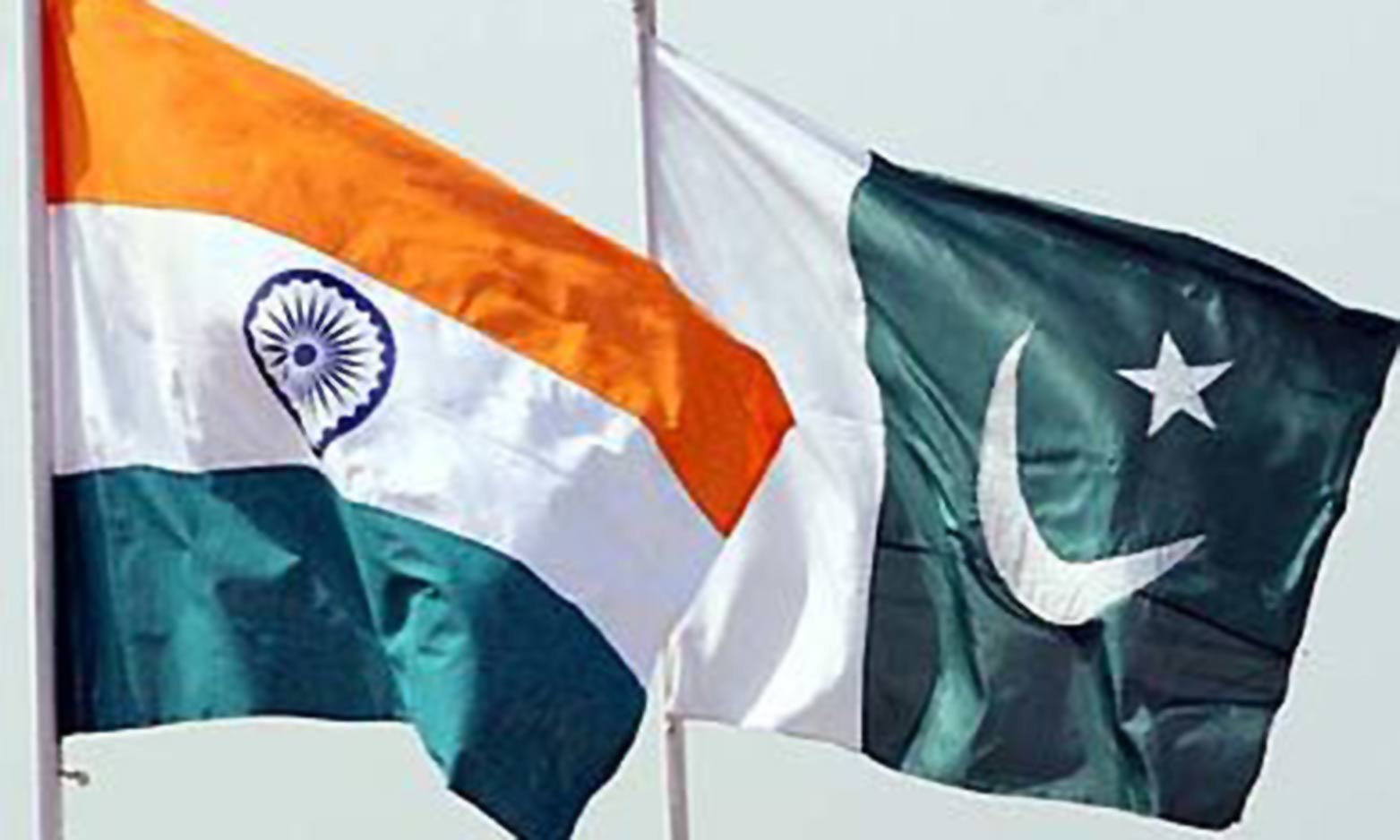 india-pakistan-flags