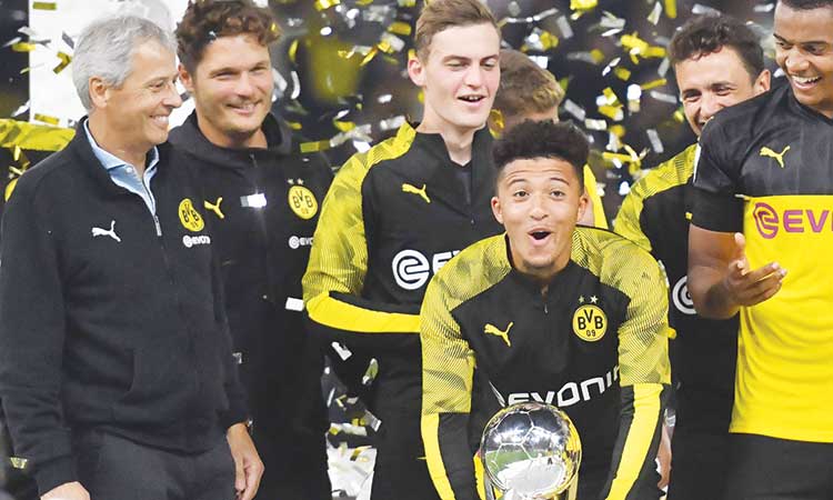 Sancho shines  as Dortmund  down toothless  Bayern to win  Super Cup