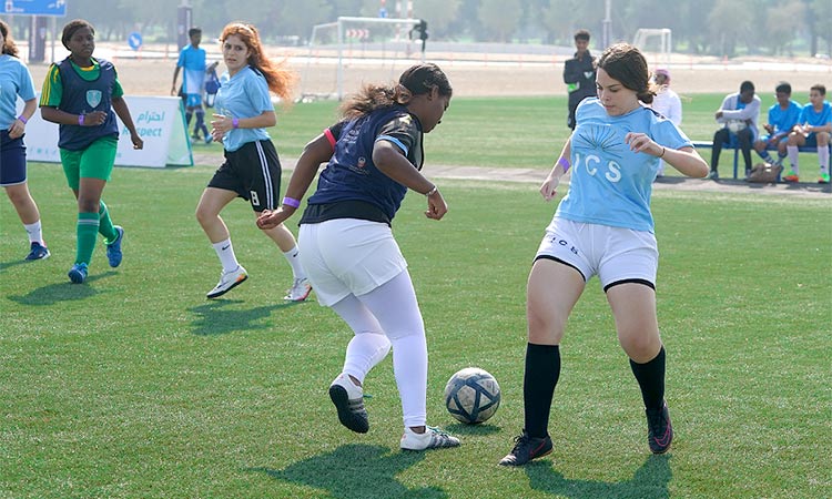 Female-Football-Players
