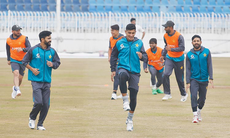 Bangladesh squad returns to  Pakistan for first cricket Test