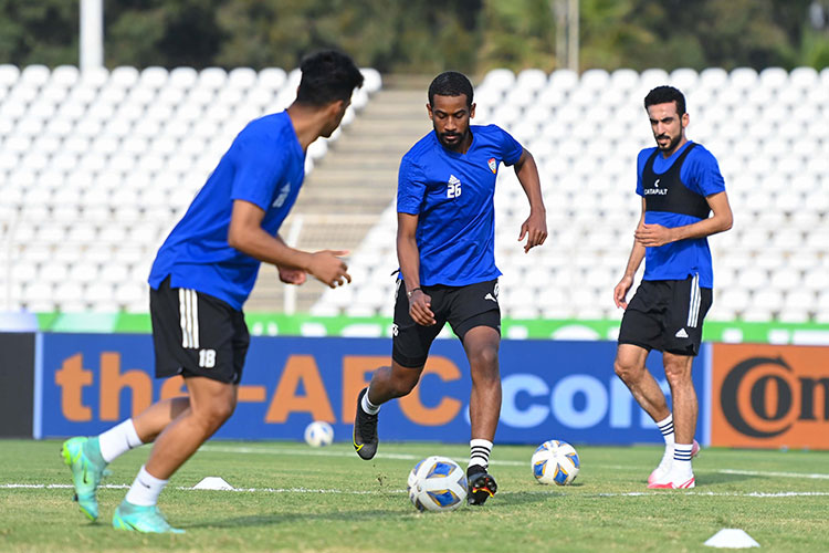 UAE-Football-players-750x450