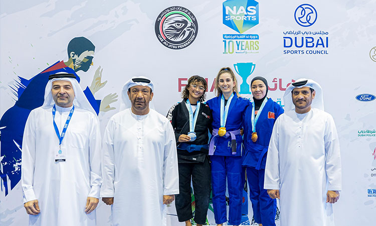 الإمارات المهيمنة تفوز بالمركز الأول في بطولة ناس الرياضية للجوجيتسو