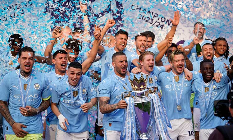 Man-City-with-EPL-2024-trophy-750x450