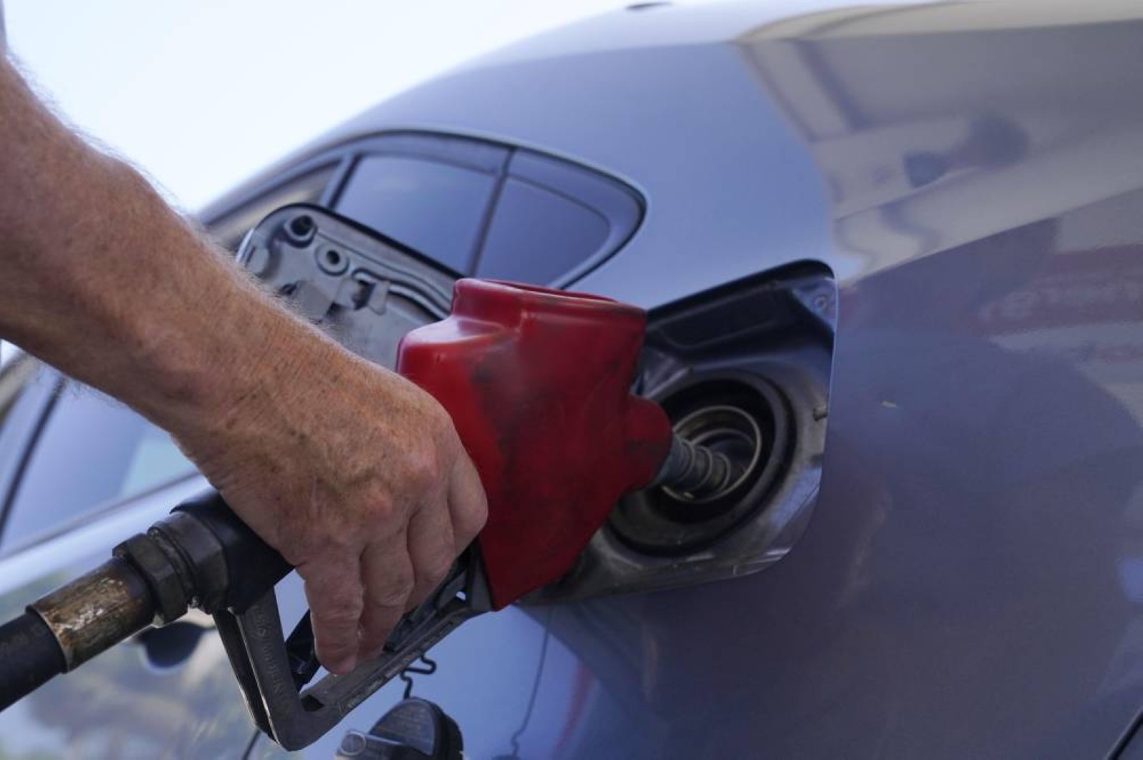 Kuwait oil price drops to $74.28pb