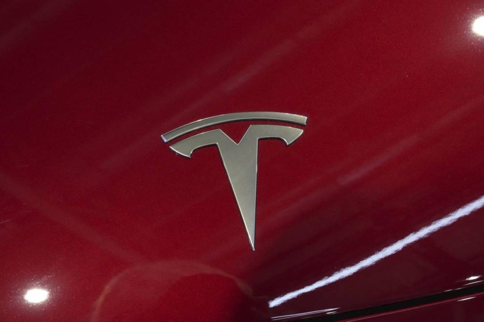 Tesla hits $1 trillion market value as Musk-backed Trump win fans optimism