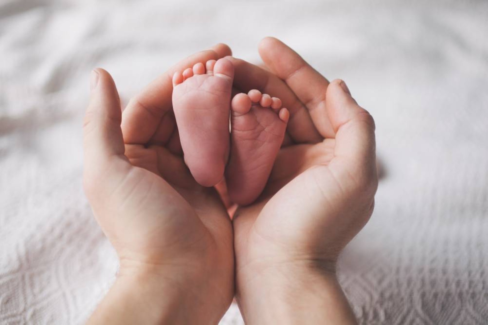 Women switched at birth in 1965 sue Norway for a breach of human rights