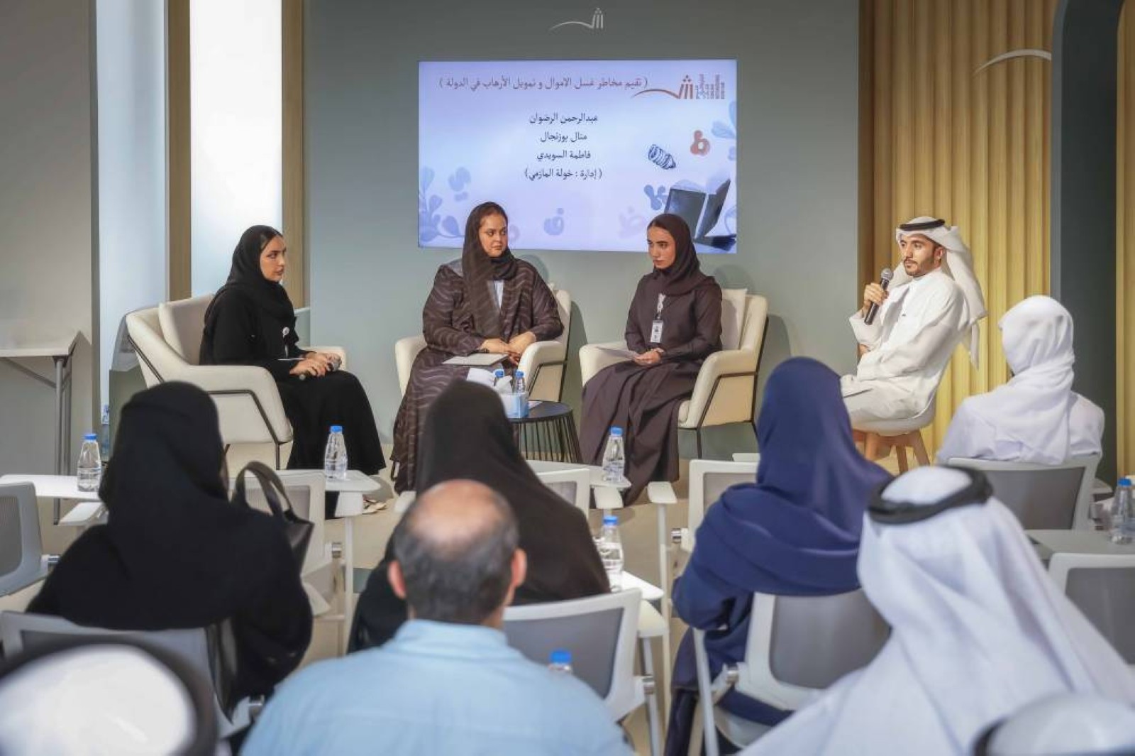 Sharjah Economic Development Department hosts Knowledge Seminars at SIBF