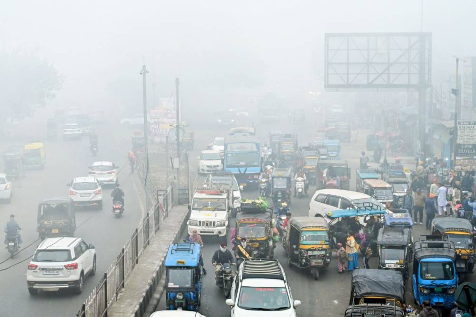 The smog is clear about harming us