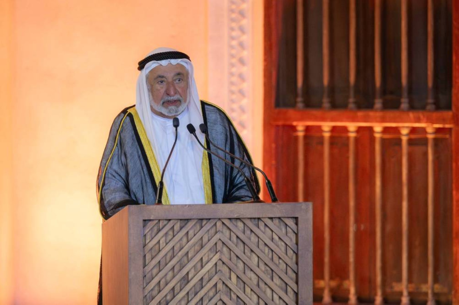 Sheikh Sultan allocates new site to host Sharjah International Book Fair