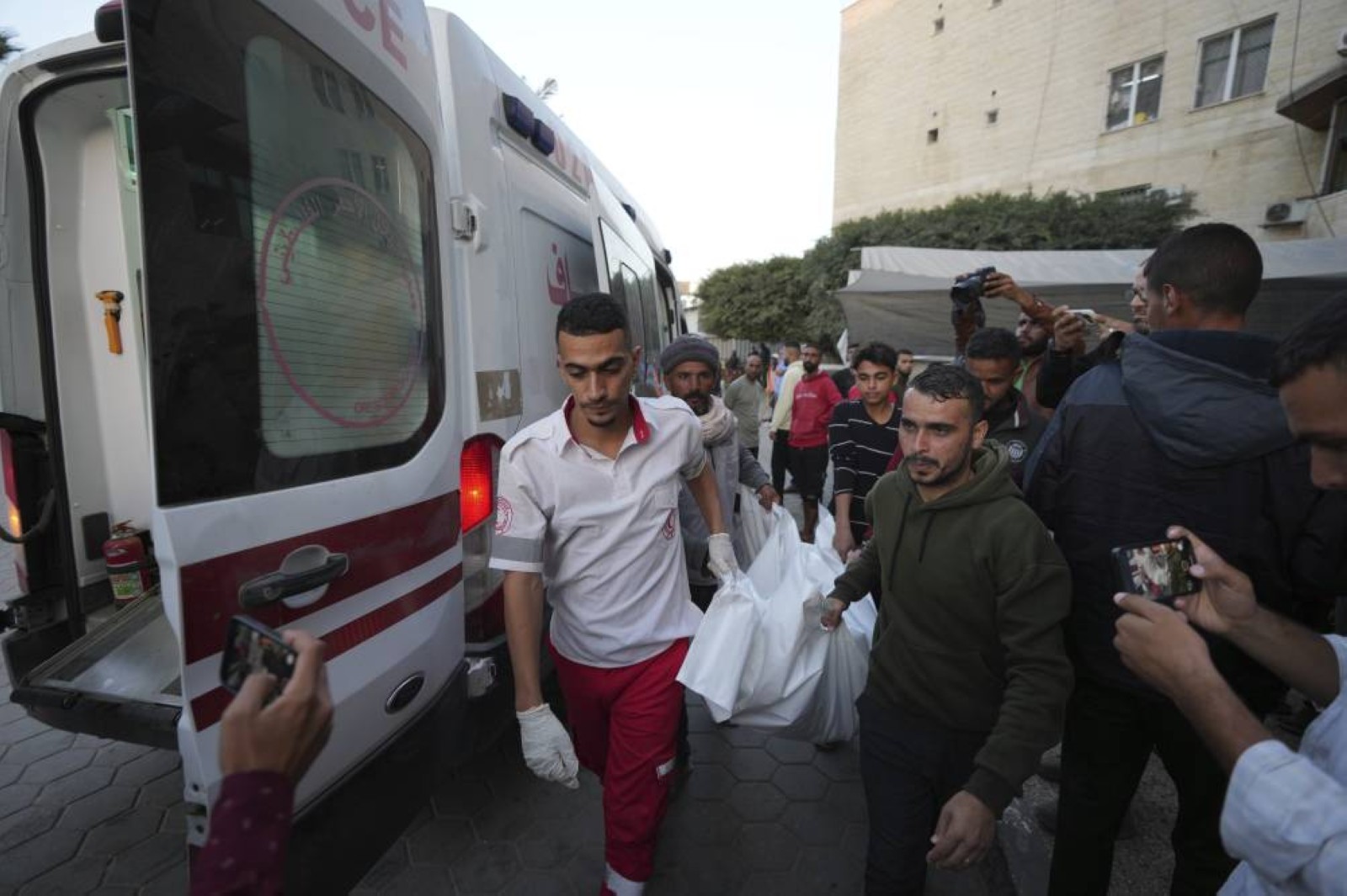 Israeli strikes kill 48 in Gaza, hospital in north makes distress call