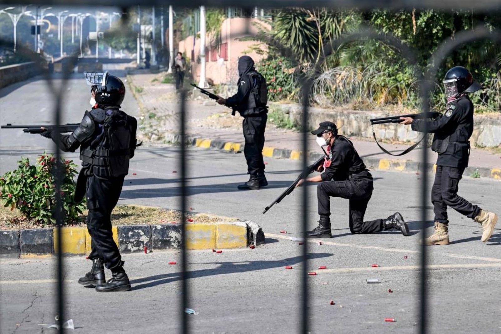 Pakistani forces launch midnight raid on ex-PM Imran Khan's supporters