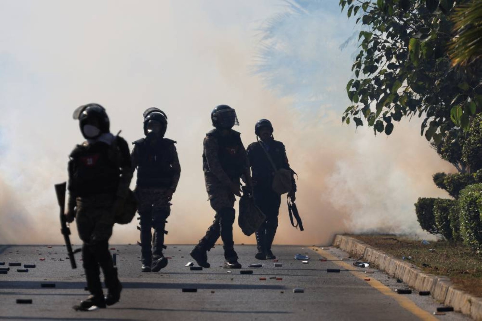 Pakistani forces launch midnight raid on ex-PM Imran Khan's supporters