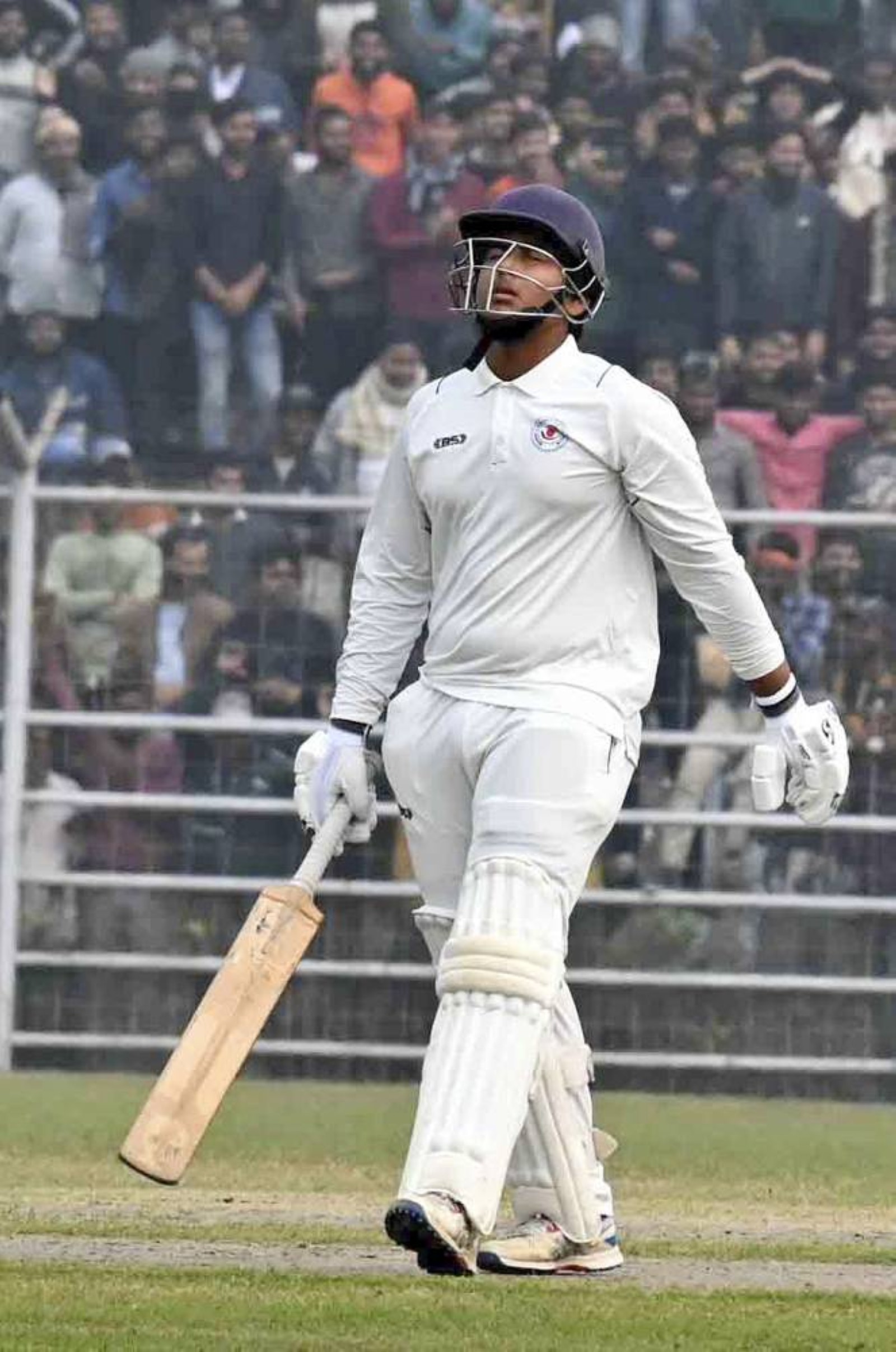13-year-old cricketer becomes youngest-ever pick in mega IPL auction