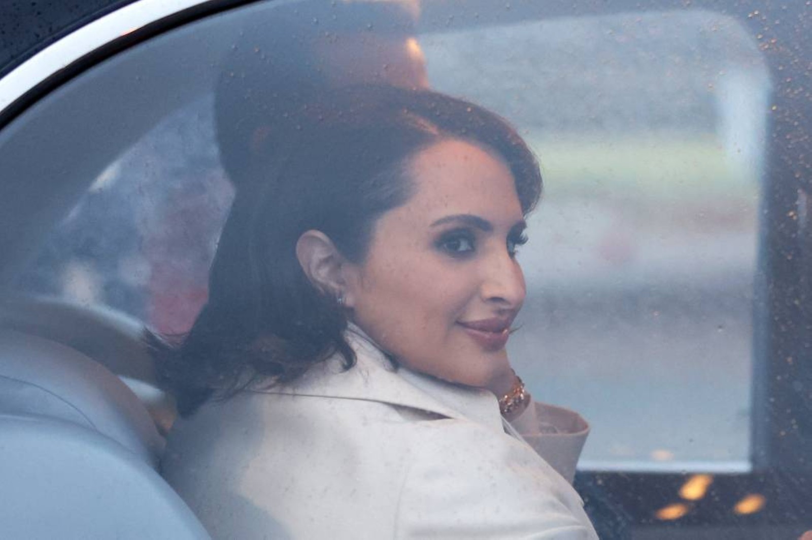 Emir of Qatar lands in UK, Kate Middleton to undertake more royal duties during state visit