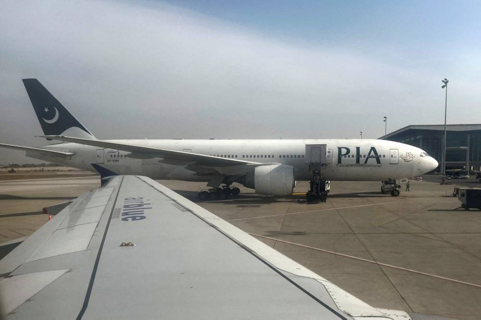 Pakistan's PIA to resume flights to Europe on Jan. 10